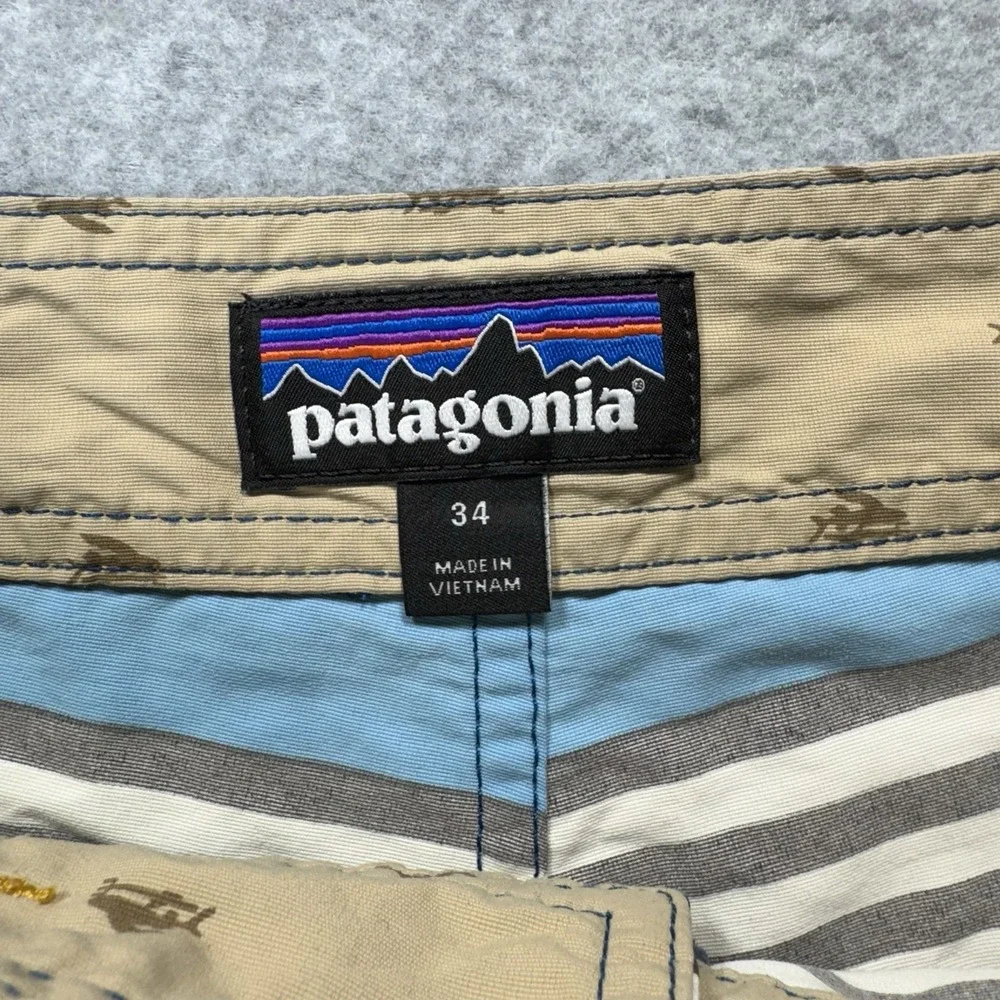 Patagonia Men's 34 Wavefarer Board Shorts Fitz Stripe Yurt Yellow Blue Surf Swim